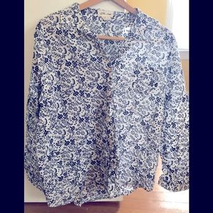 Lightweight cotton shirt